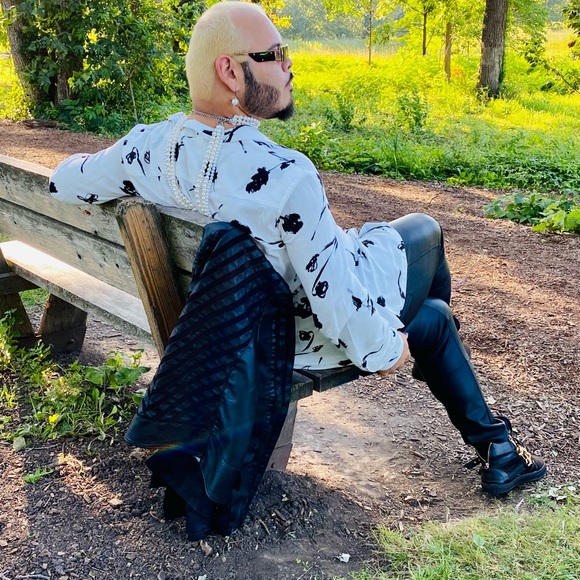 Meet your Posher, Omar - Picture 4 of 11